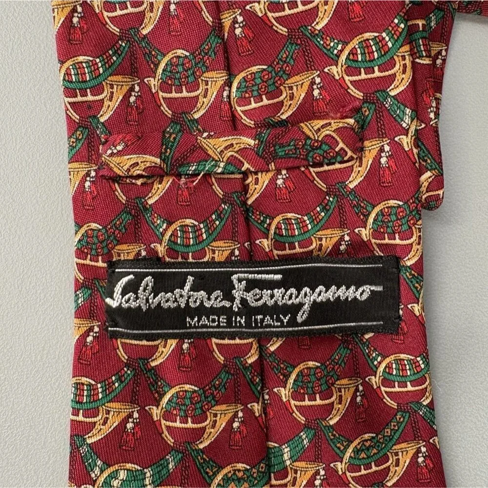 Vintage Salvatore Ferragamo Men's Hunting Horn Silk Tie Red Novelty 3.5
